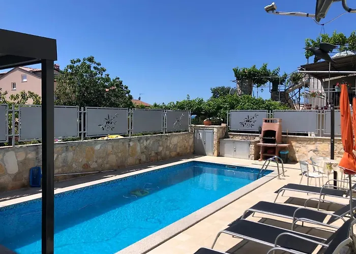 Karina Tar * Tar-Vabriga